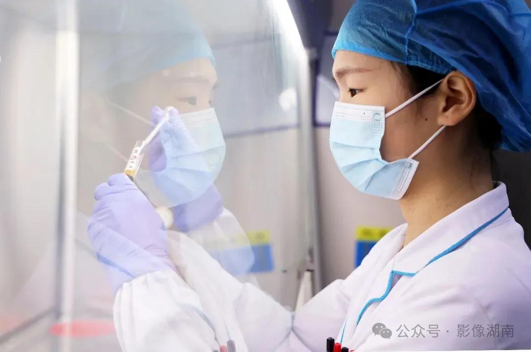 寻找摄影师贺雪华:摄影,记忆最深刻的是什么?
