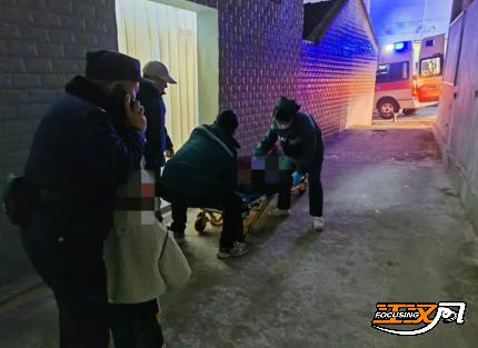 奶奶突发脑梗倒地4岁孙女呼救喊来救援队