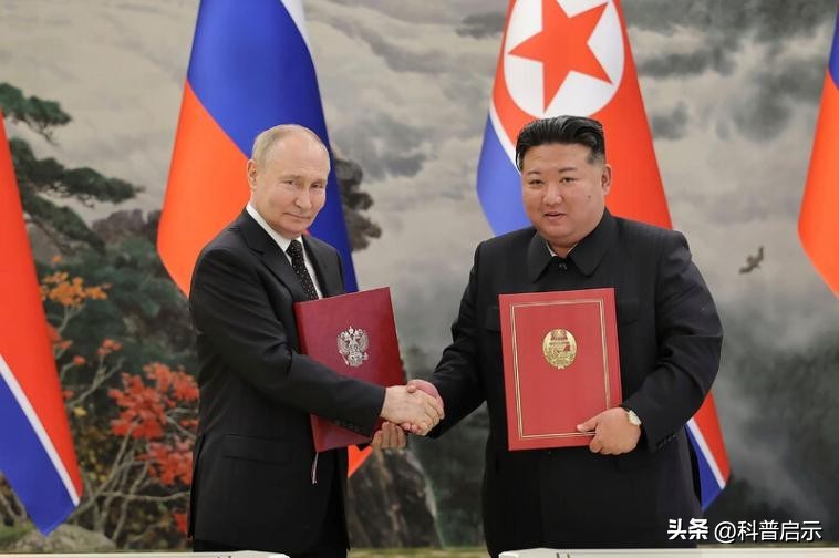 美俄世纪大和解,朝鲜为自己谋后路,时隔5年,再度握紧中国的手