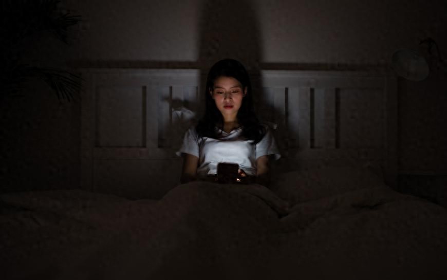 为什么越来越多的人患上糖尿病?原来是睡出来的,早看早受益