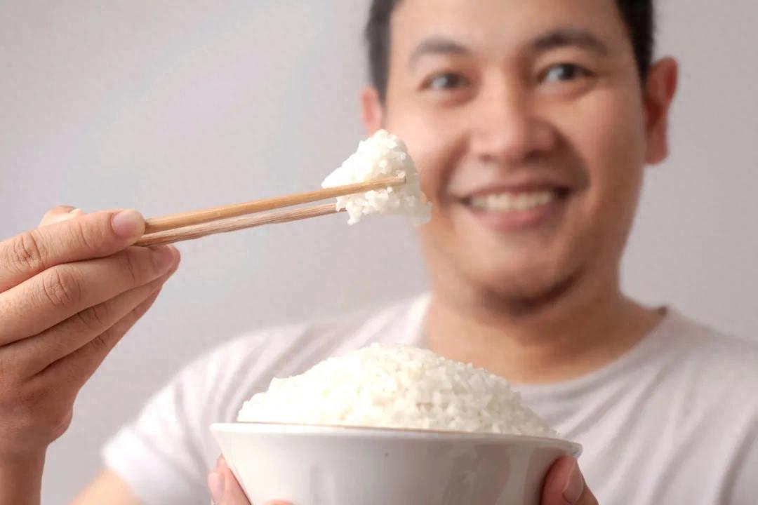 经常吃冷米饭,能降血脂、降血糖低,甚至脂肪肝也变好了?今