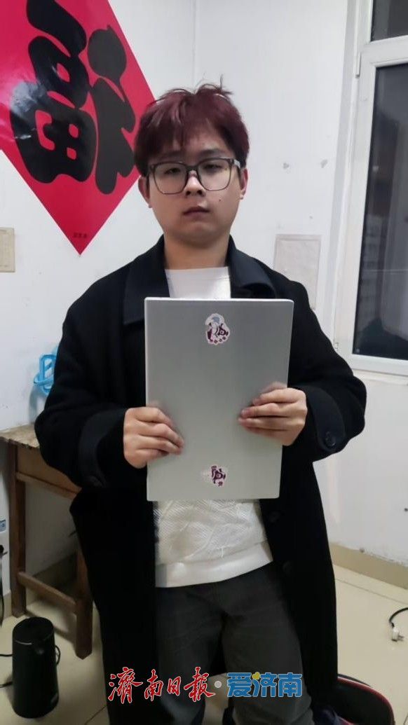 拾到物品完璧归赵这几位公交司机都是好样的