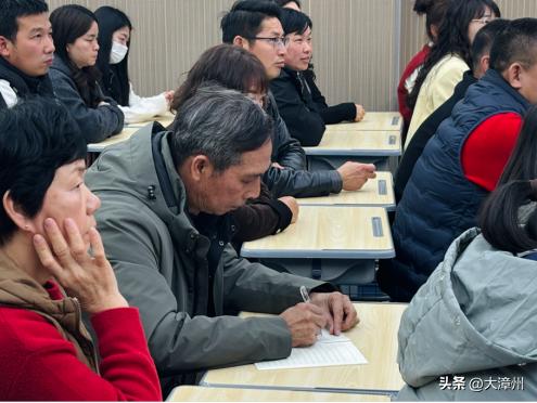 漳浦县实验小学关工委邀请专家开展家庭教育专题讲座活动今日
