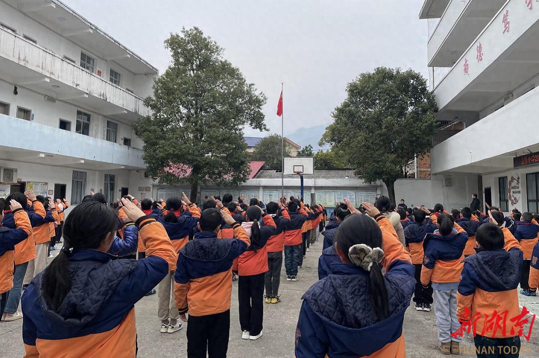 衡阳黄竹小学：童心向未来奋进新学期