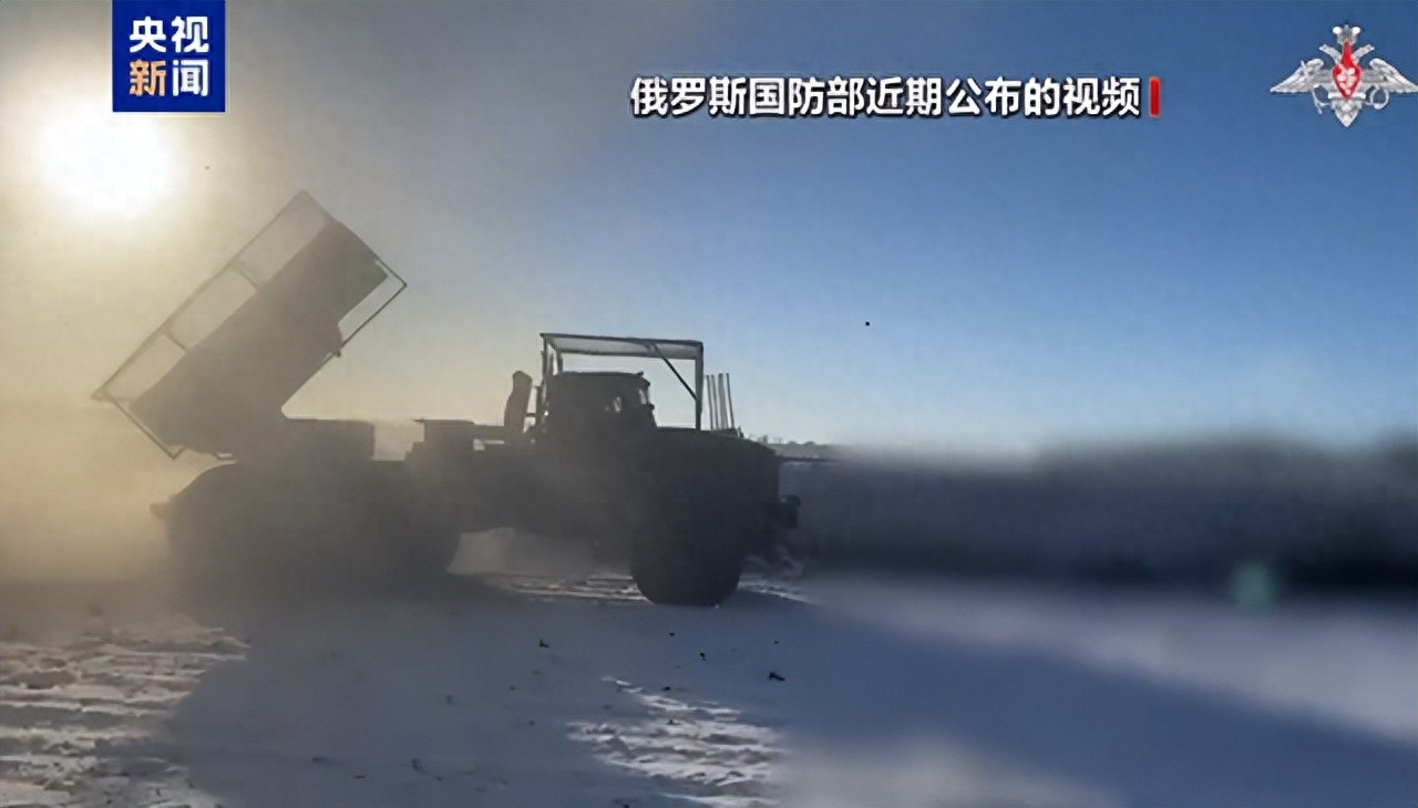俄方：乌军一天损失905名军人