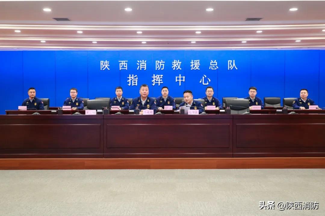 冯永刚总队长调研元旦消防安全并慰问一线指战员
