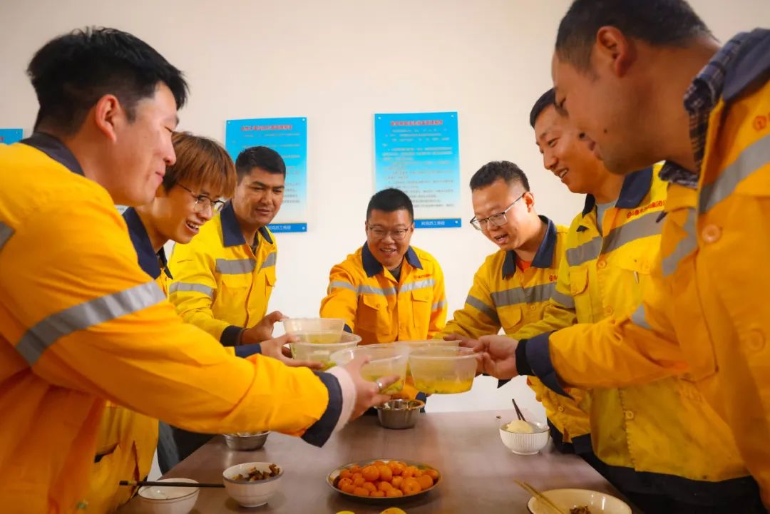 这座车站12306上搜不到!名字读对有难度
