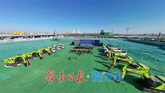 追光天桥:千亿蓝图跃然春里