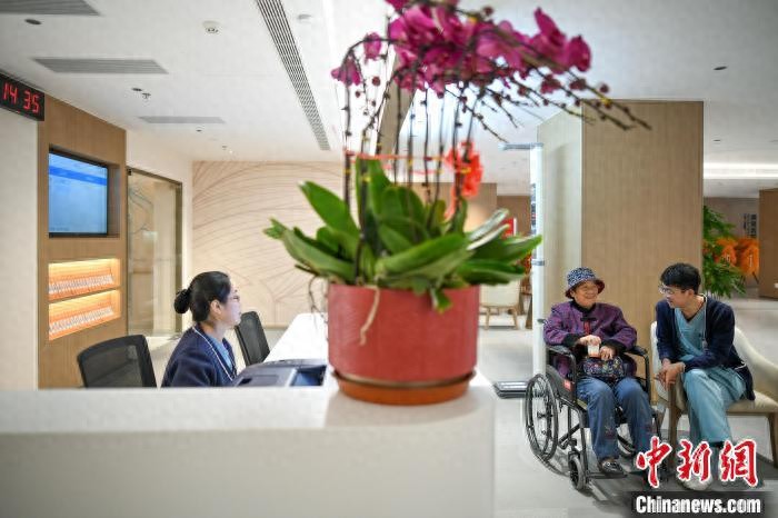 中国首家外商独资三级综合医院在天津开诊