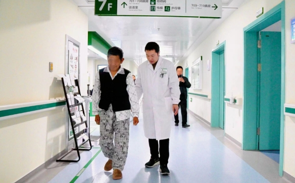 30分钟破冰脑动脉闭塞!74岁失语老人重生记